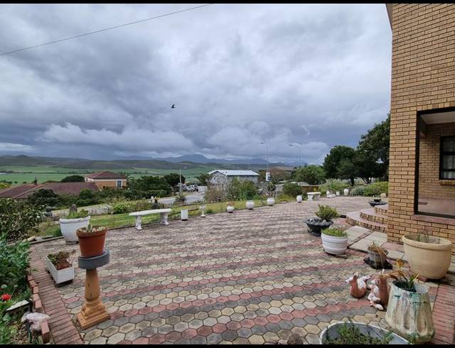 3 BEDROOM HOUSE FOR SALE IN FRAAIUITSIG